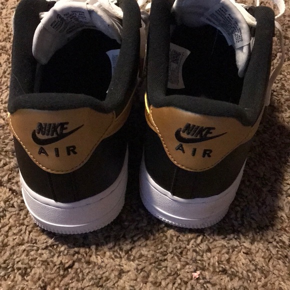 Used shoes - Picture 4 of 4